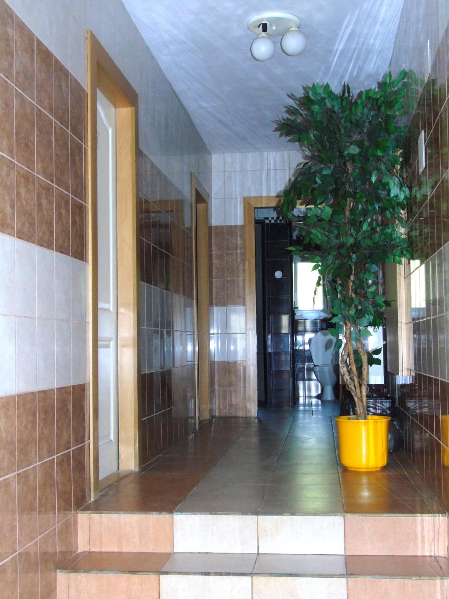 טריניץ Toris Inn מראה חיצוני תמונה